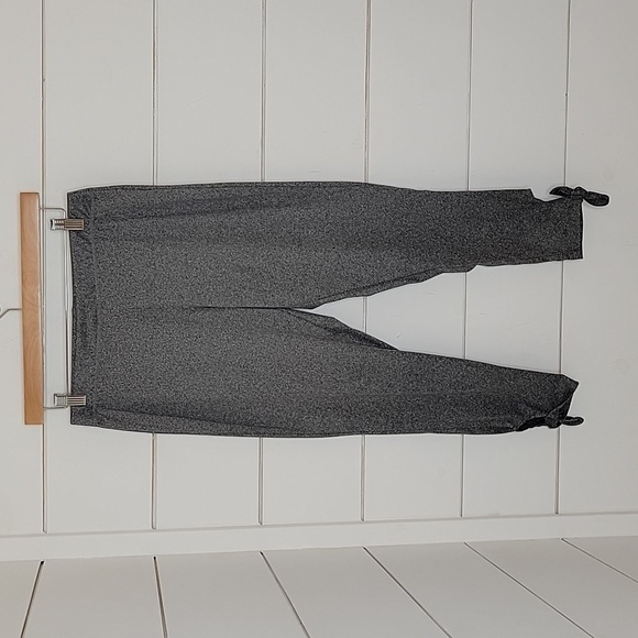 SERRA large grey leggings with ties at ankles - Picture 1 of 3